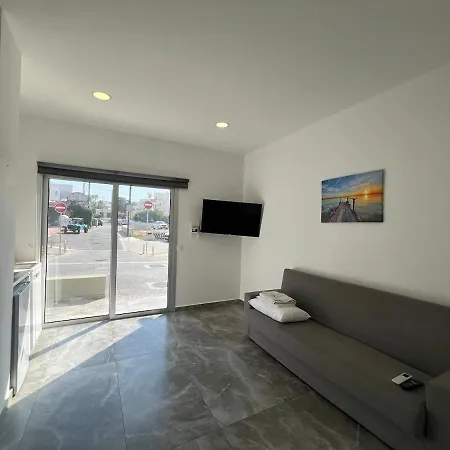 Stylish Apts Near The Center! * Αγία Νάπα