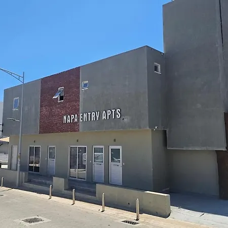 Stylish Apts Near The Center!