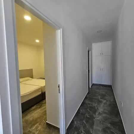 Διαμέρισμα Stylish Apts Near The Center! Αγία Νάπα