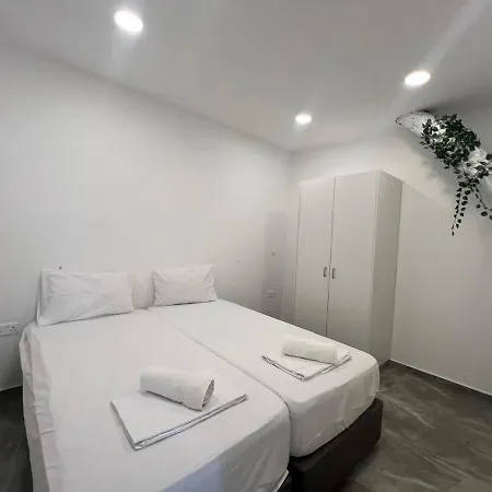 Διαμέρισμα Stylish Apts Near The Center! *